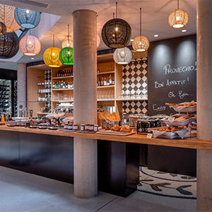 Petit déjeuner au Carré à Bayonne